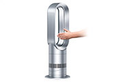 The Dyson AM09 ファンヒーター (ホワイト/ニッケル) bladeless fan heater. Safe. No fast-spinning blades or visible heating elements. AM05 automatically cuts out if tipped over. 